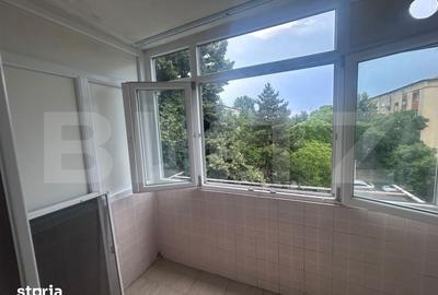 Apartament cu 2 camere decomandat în Craiovița Nouă - 2