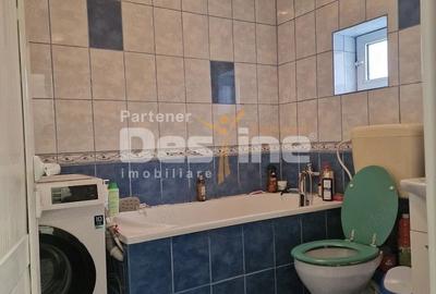 Casă cu 4 camere în Chitila