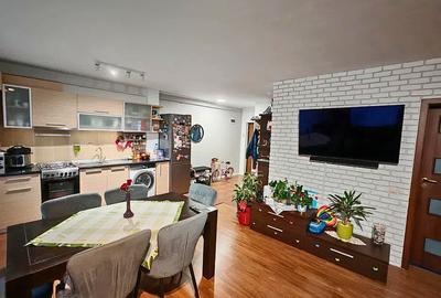 Apartament cu 3 camere semidecomandat în Florești - 1