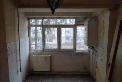 Apartament cu 3 camere decomandat în Central - 2