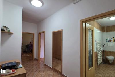 Apartament cu 2 camere semidecomandat în Medicină