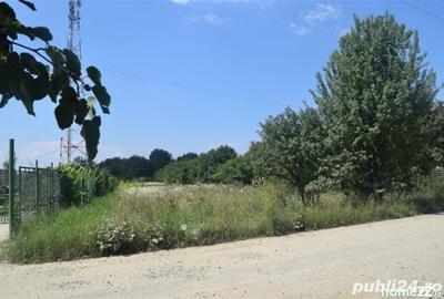 Teren de 3350 mp, în Central