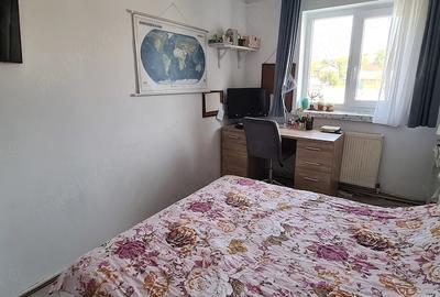 Apartament cu 4 camere decomandat în Nicolae Titulescu