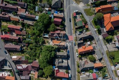 Casă cu 3 camere cu Teren 446 Mp în Central