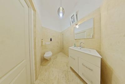 Spațiu comercial, de 40 mp, în Central