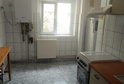 Apartament cu 2 camere decomandat în Central - 2