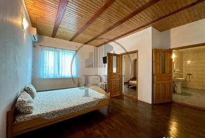 Casă cu 8 camere cu Teren 627 Mp în Nord