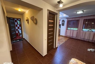 Casă cu 4 camere cu Teren 1700 Mp în Central - 5