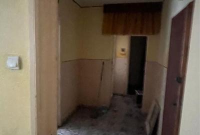 Apartament cu 3 camere decomandat în Central - 1