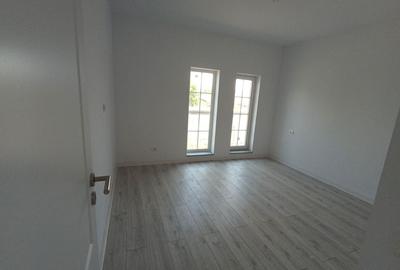 Casă individuală cu 3 camere cu Canalizare în Sânandrei - 7