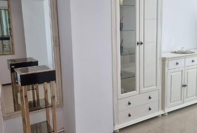 Apartament cu 4 camere circular în Trivale - 8