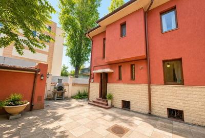 Casă cu 7 camere cu Teren 258 Mp în Cotroceni - 3