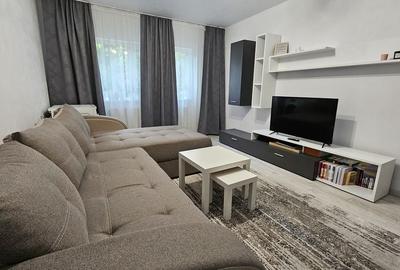 Apartament cu 3 camere decomandat în Craiovei