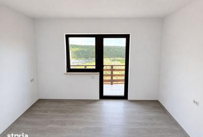 Casă cu 4 camere cu Teren 544 Mp în Valea Lupului