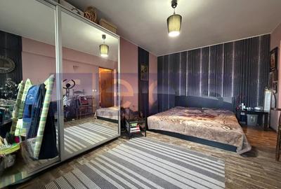Apartament cu 4 camere semidecomandat în Central - 7