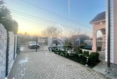 Casă cu 4 camere cu Teren 462 Mp în Pleșcuța - 11