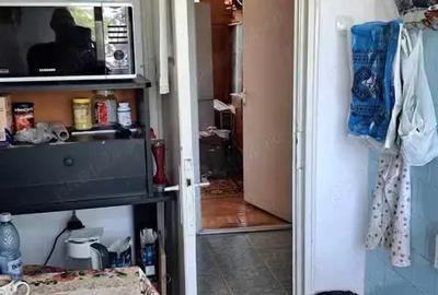 Apartament cu 3 camere semidecomandat în Central - 10