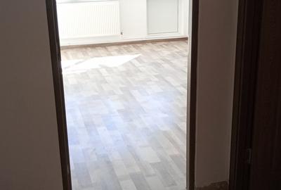 Garsonieră decomandată în Central - 4
