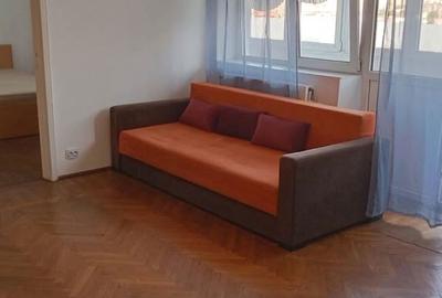 Apartament cu 2 camere semidecomandat, mobilat în Calea Victoriei