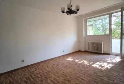 Apartament cu 3 camere decomandat în Militari