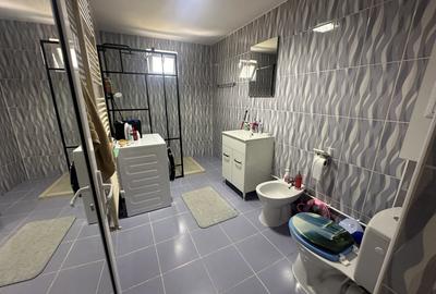 Casă individuală cu 7 camere cu Canalizare în Crevedia - 37