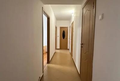 Apartament cu 3 camere decomandat în Ultracentral