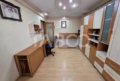 Apartament cu 3 camere decomandat, mobilat în Central - 2