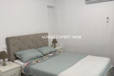 Apartament cu 3 camere semidecomandat în Tineretului