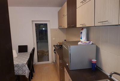 Apartament cu 3 camere decomandat în Dacia - 1