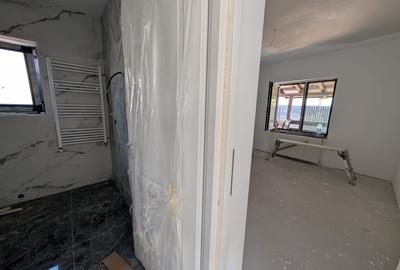 Casă individuală cu 4 camere cu Canalizare în Central - 18