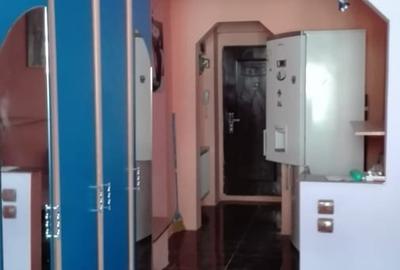 Garsonieră decomandată în P-ța Universității - 2