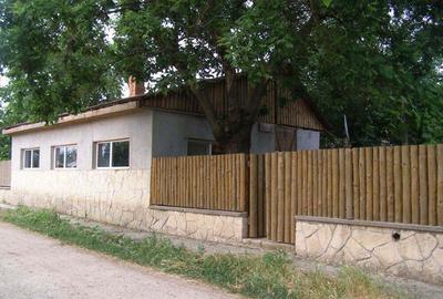 Teren de 2750 mp, în Central - 2