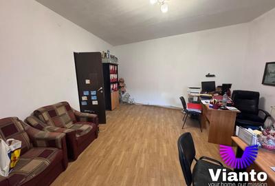 Casă individuală cu 4 camere cu Canalizare în Piața Cluj - 1