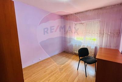 Apartament cu 3 camere decomandat, mobilat în Decebal - 7