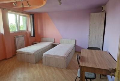Garsonieră decomandată în Central