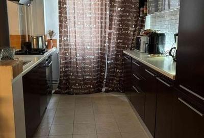 Apartament cu 4 camere în Iancului