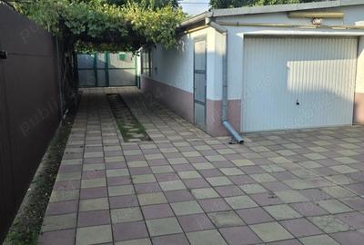 Casă cu 5 camere cu Teren 600 Mp în Mogoșoaia