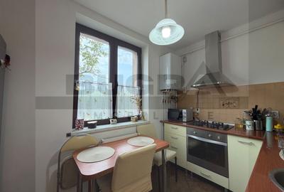 Apartament cu 2 camere decomandat în Gară