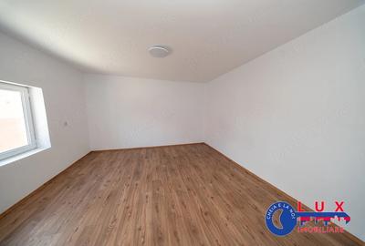 Casă cu Teren 230 Mp în Babadag - 8