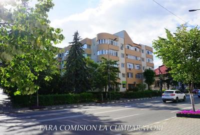 Apartament cu 4 camere decomandat în Central