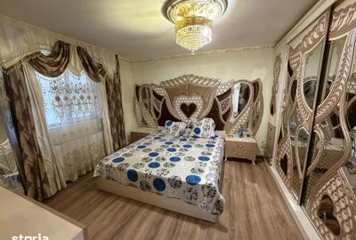 Casă cu 4 camere cu Teren 200 Mp în Central