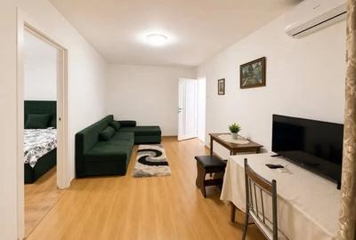 Apartament cu 3 camere semidecomandat, mobilat în Tomis Nord