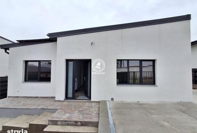 Casă cu 4 camere cu Teren 500 Mp în Valea Lupului - 10