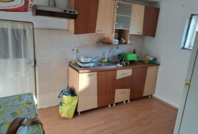 Casă cu 3 camere în Central - 2