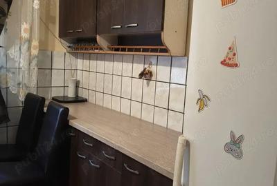 Apartament cu 2 camere semidecomandat în Simeria - 4