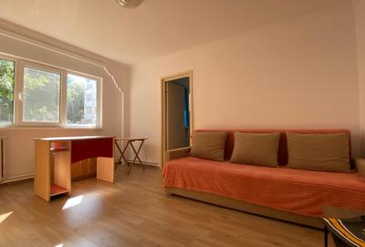 Apartament cu 2 camere semidecomandat în Nord