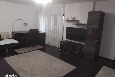 Apartament cu 3 camere decomandat în Micro 5 - 5