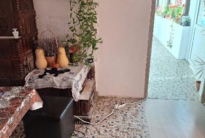 Casă cu 3 camere cu Teren 1770 Mp în Călina