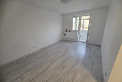 Apartament cu 2 camere semidecomandat în Pantelimon