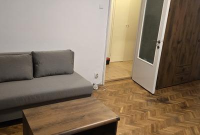 Garsonieră decomandată în Vatra Luminoasă